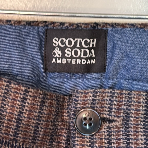 Scotch & Soda Classic Brown Khakis - Picture 7 of 14